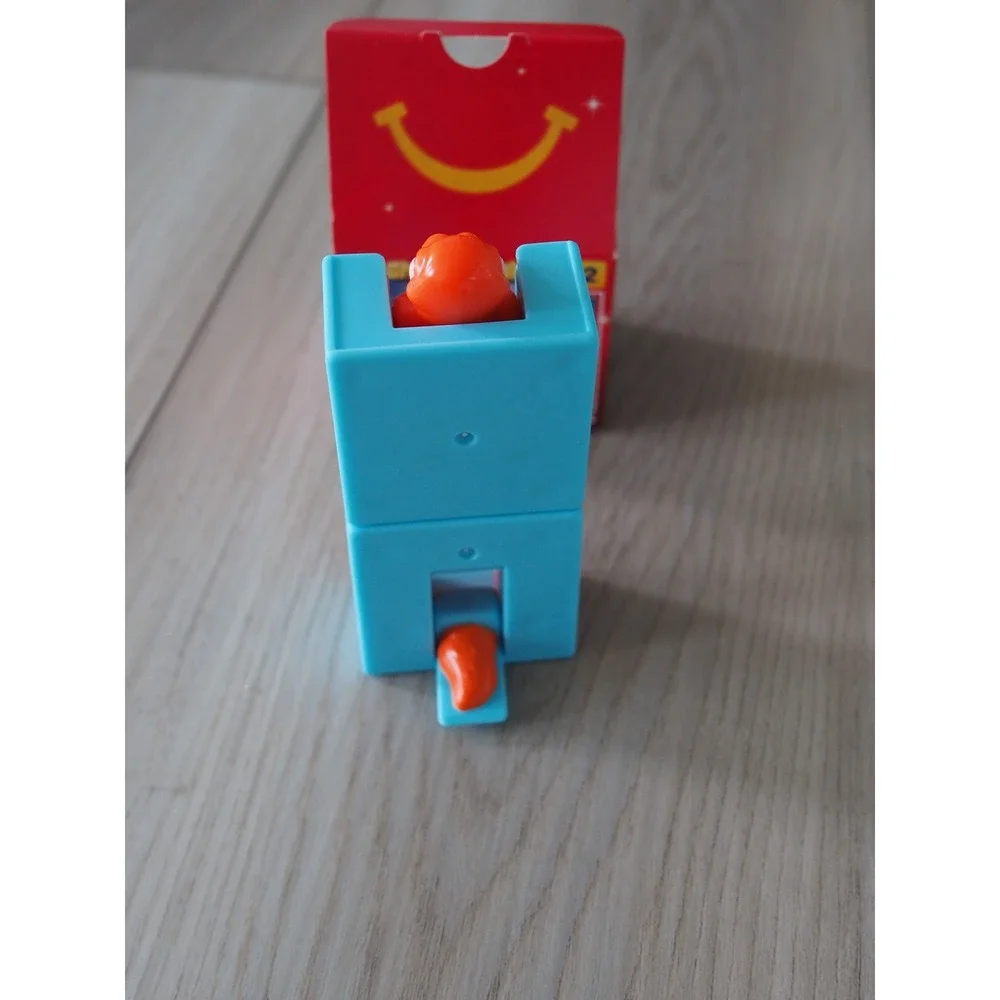 New McDonalds Changeables 2 Torrus Orange Blue Happy Meal Toy Robot Dinosaur